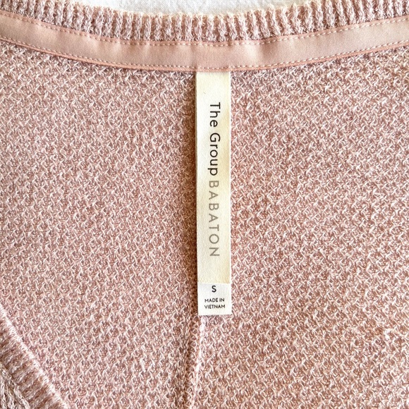 The Group by Babaton Aritzia Mauve Pink Relaxed V-Neck Knit Sweater Oversized, S - Picture 5 of 10